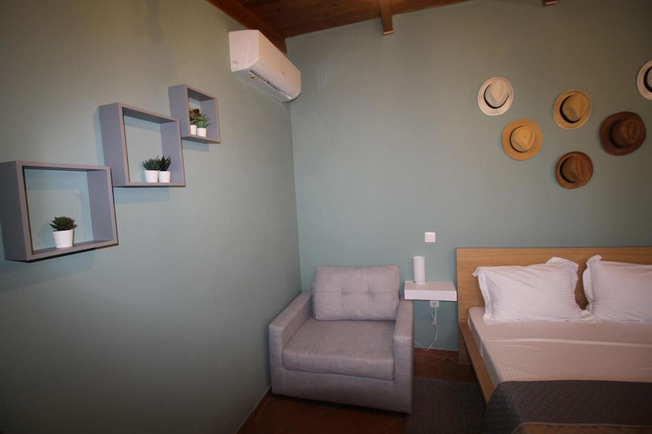 Markópoulon Pikinas Studios Near Ath Airport מראה חיצוני תמונה